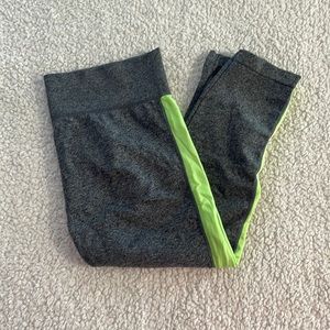 Plus size capri leggings